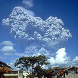 1991 eruption column from Mount Pinatubo 
